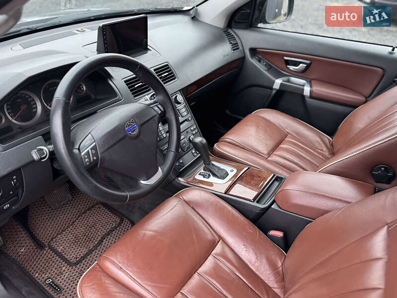 Внедорожник / Кроссовер Volvo XC90 2013 в Луцке