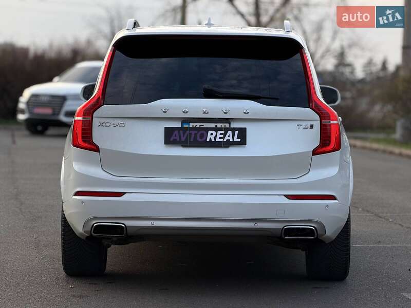 Внедорожник / Кроссовер Volvo XC90 2016 в Кривом Роге