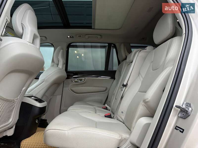 Позашляховик / Кросовер Volvo XC90 2016 в Рівному