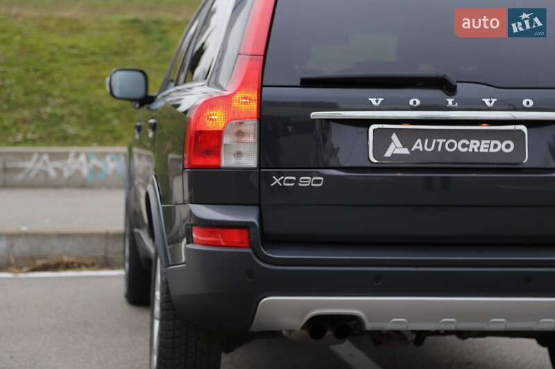 Позашляховик / Кросовер Volvo XC90 2010 в Києві