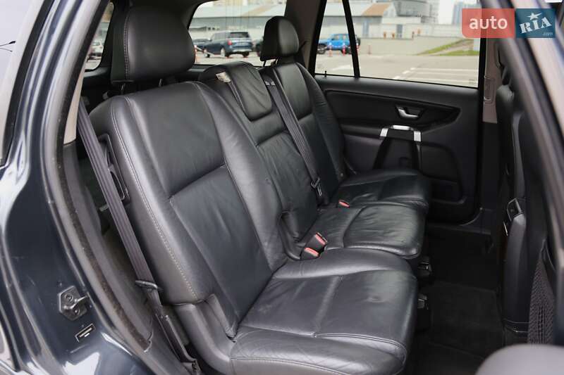 Позашляховик / Кросовер Volvo XC90 2010 в Києві