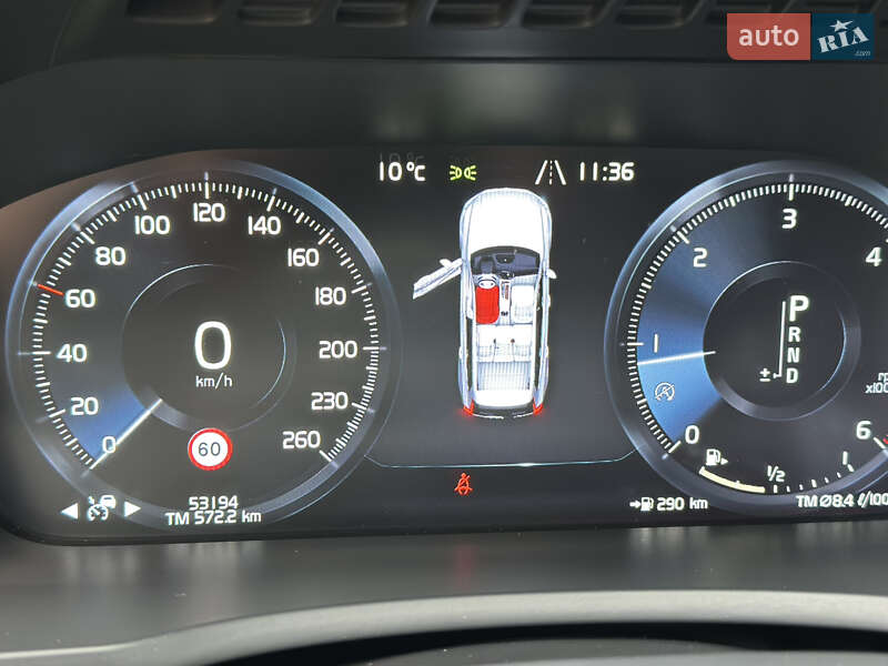 Внедорожник / Кроссовер Volvo XC90 2017 в Киеве