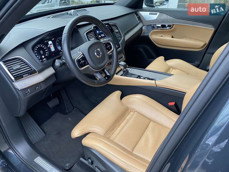 Позашляховик / Кросовер Volvo XC90 2019 в Києві