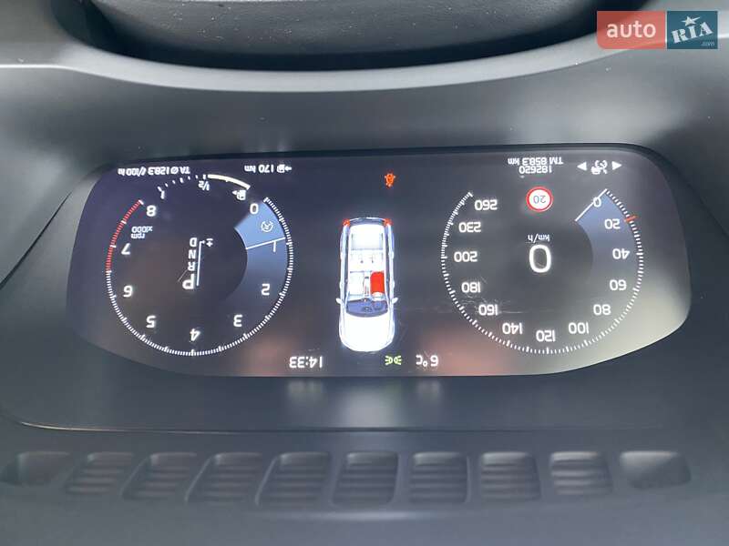 Позашляховик / Кросовер Volvo XC90 2019 в Києві