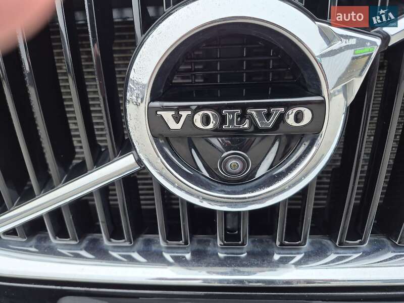 Внедорожник / Кроссовер Volvo XC90 2017 в Владимире