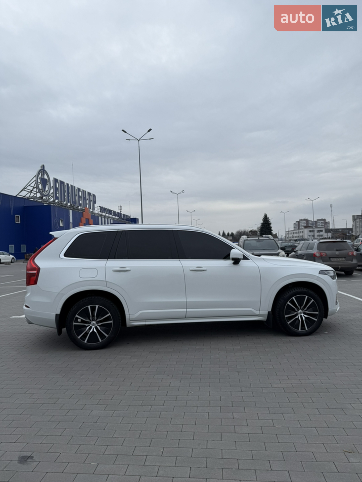 2019 Volvo XC90 - мініатюра 2