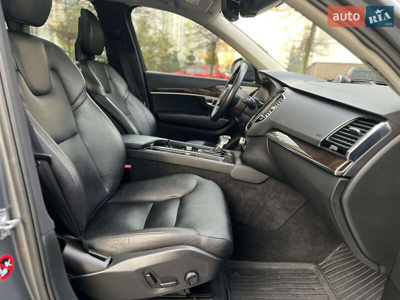 Внедорожник / Кроссовер Volvo XC90 2016 в Ивано-Франковске