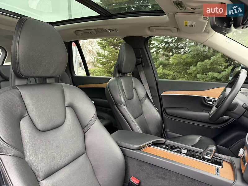 Внедорожник / Кроссовер Volvo XC90 2021 в Одессе