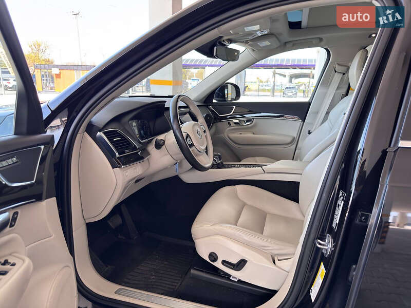 Внедорожник / Кроссовер Volvo XC90 2017 в Авангарде фото 6 Внедорожник / Кроссовер Volvo XC90 2017 в Авангарде