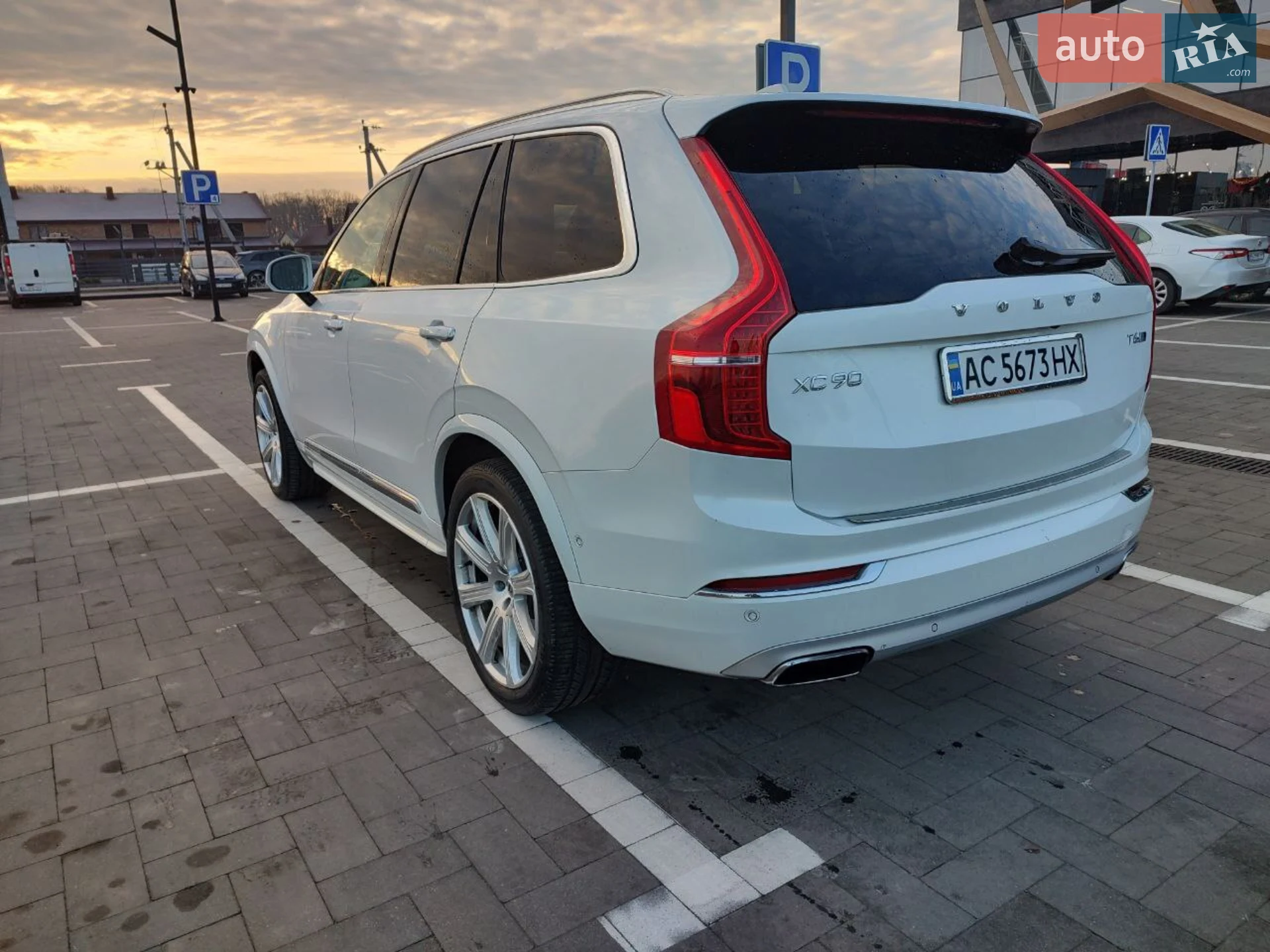 2016 Volvo XC90 - мініатюра 7