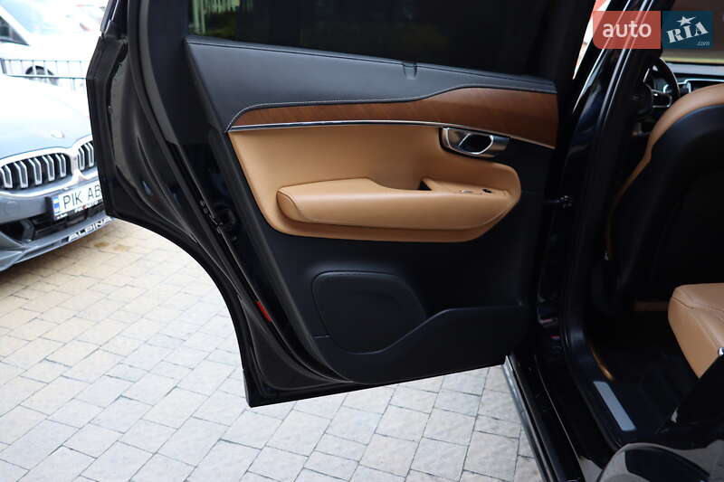 Внедорожник / Кроссовер Volvo XC90 2017 в Львове