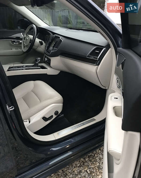 Позашляховик / Кросовер Volvo XC90 2018 в Івано-Франківську