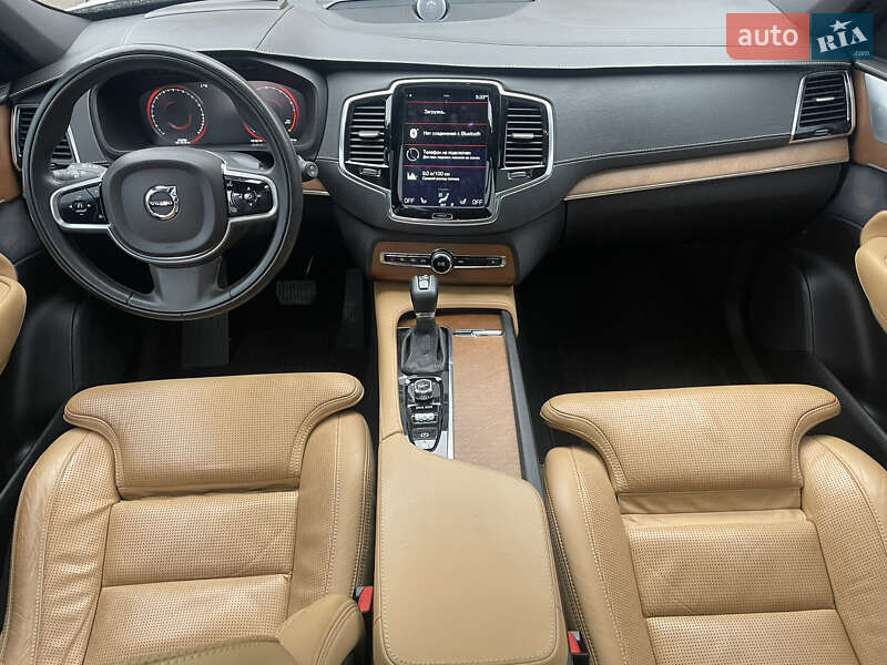 Внедорожник / Кроссовер Volvo XC90 2017 в Полонном