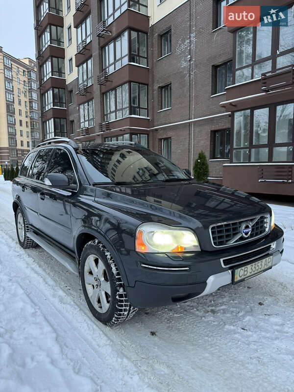 Volvo XC90 2011