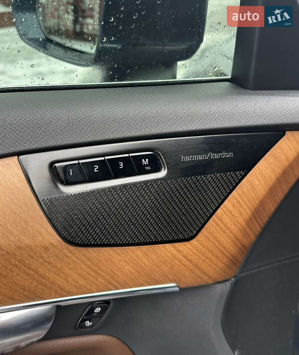 Позашляховик / Кросовер Volvo XC90 2020 в Дніпрі фото 34 Позашляховик / Кросовер Volvo XC90 2020 в Дніпрі