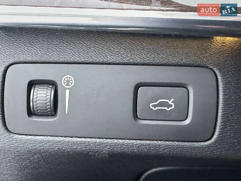 Внедорожник / Кроссовер Volvo XC90 2016 в Луцке фото 21 Внедорожник / Кроссовер Volvo XC90 2016 в Луцке