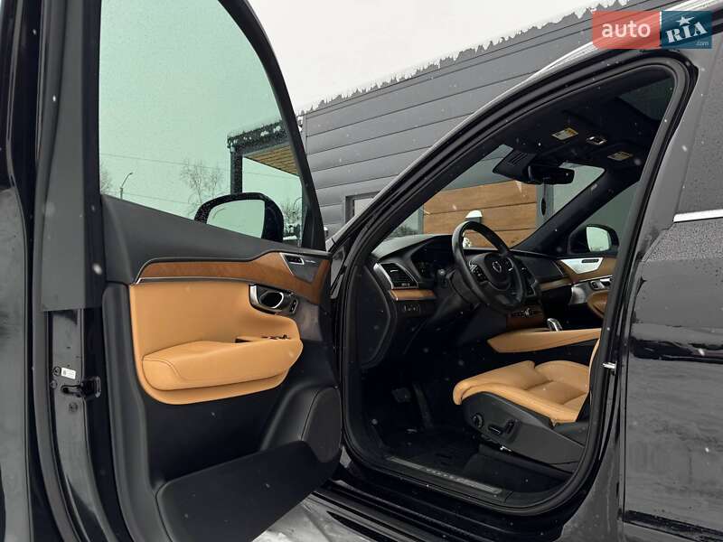 Внедорожник / Кроссовер Volvo XC90 2018 в Ровно