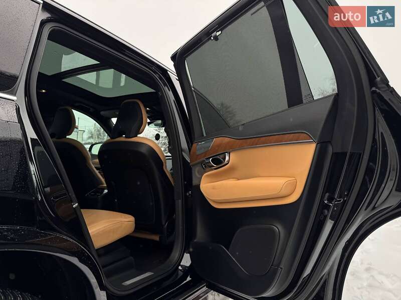 Внедорожник / Кроссовер Volvo XC90 2018 в Ровно