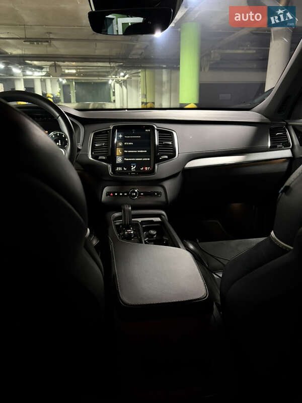 Позашляховик / Кросовер Volvo XC90 2021 в Києві