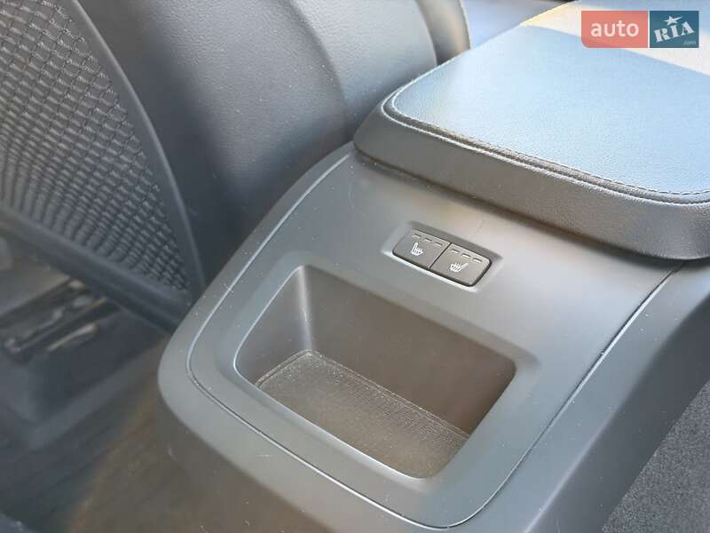 Внедорожник / Кроссовер Volvo XC90 2022 в Киеве