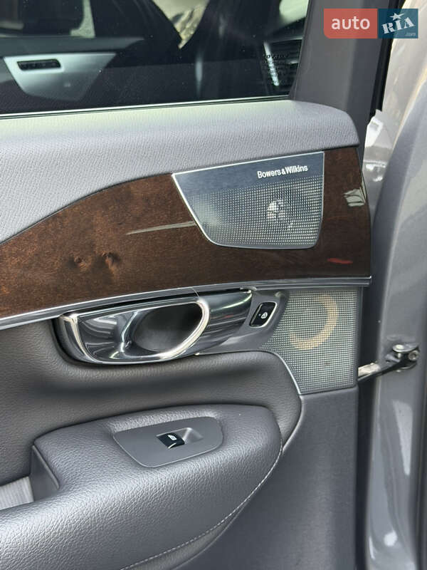 Внедорожник / Кроссовер Volvo XC90 2015 в Одессе