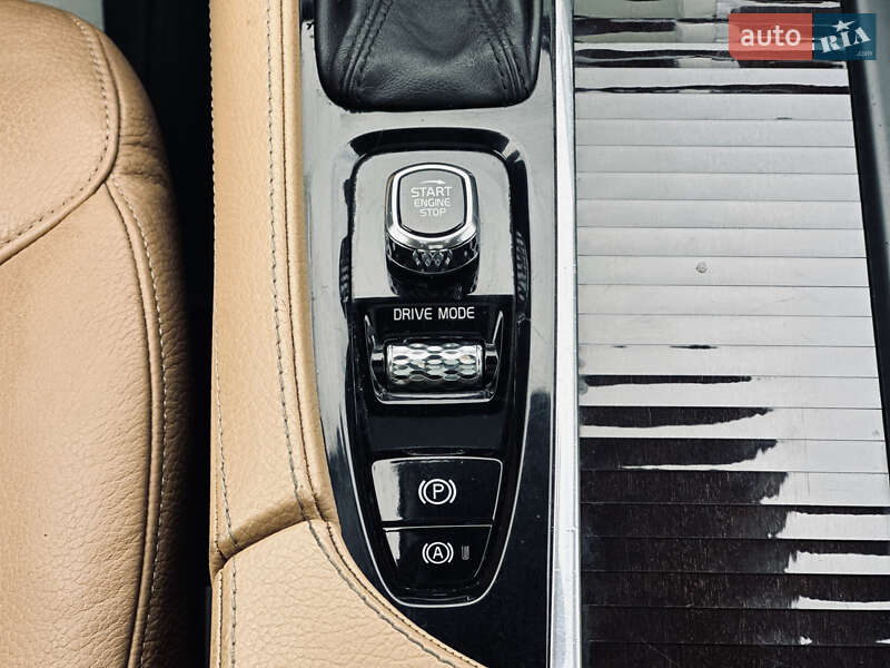 Внедорожник / Кроссовер Volvo XC90 2018 в Кременчуге