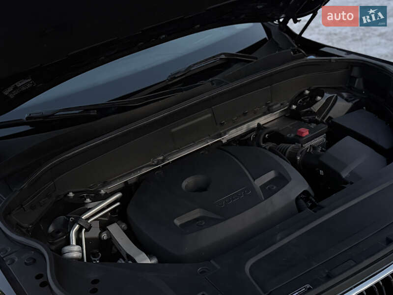 Внедорожник / Кроссовер Volvo XC90 2017 в Староконстантинове