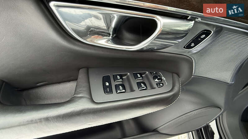 Внедорожник / Кроссовер Volvo XC90 2017 в Луцке