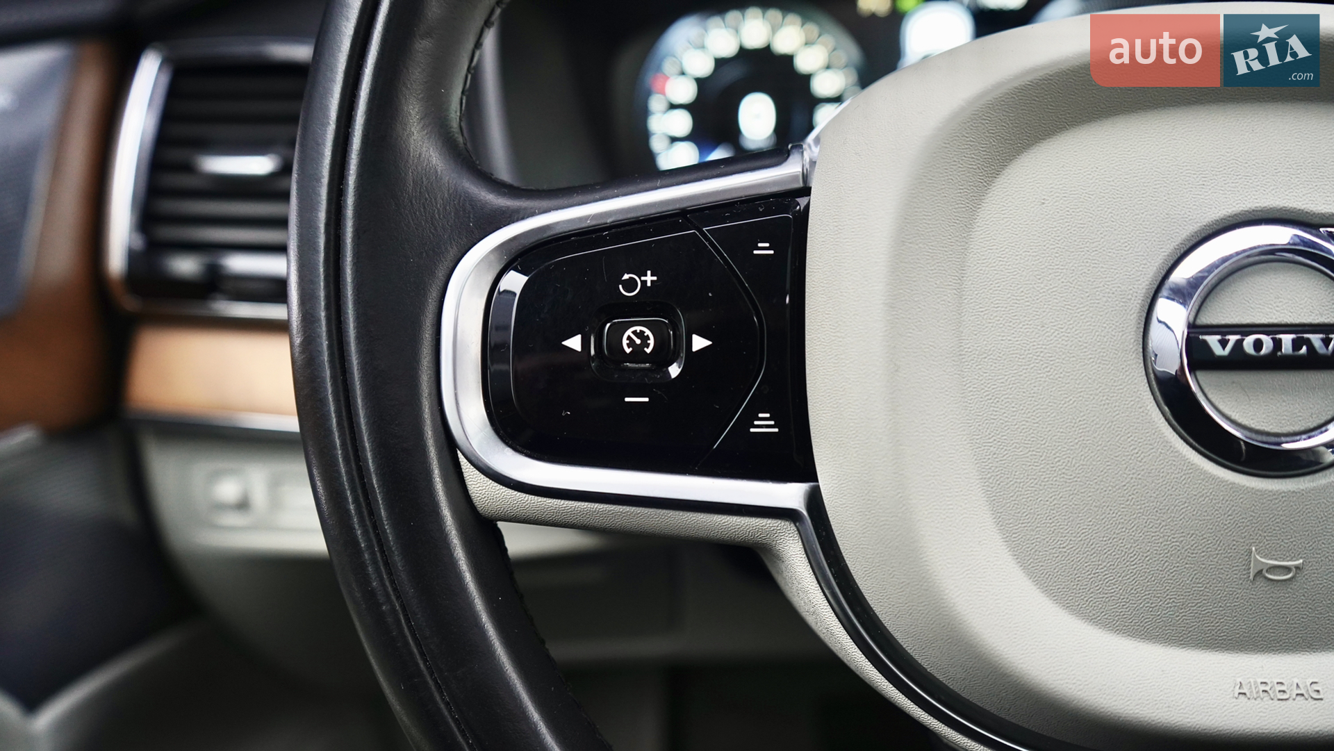 2016 Volvo XC90 - мініатюра 32