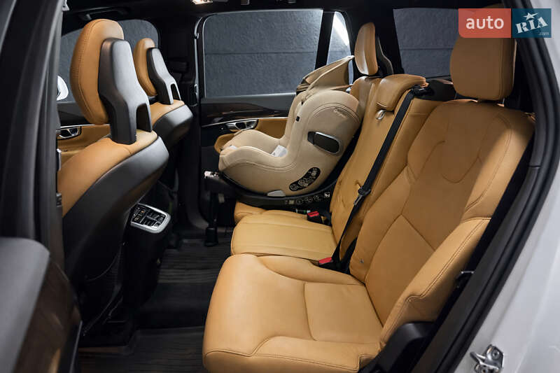 Внедорожник / Кроссовер Volvo XC90 2016 в Киеве фото 4 Внедорожник / Кроссовер Volvo XC90 2016 в Киеве
