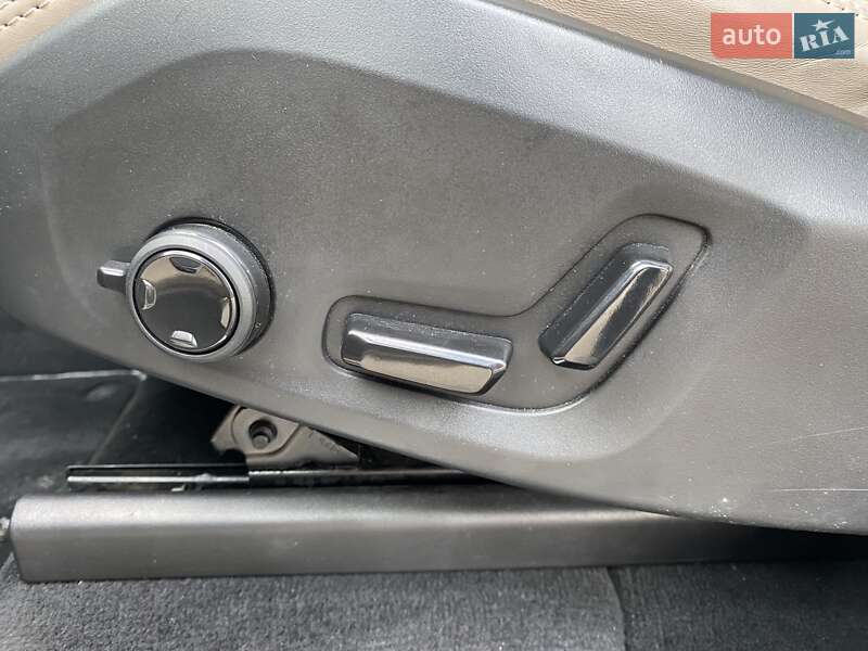 Внедорожник / Кроссовер Volvo XC90 2024 в Киеве