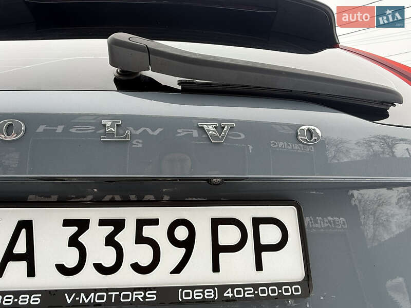 Внедорожник / Кроссовер Volvo XC90 2019 в Киеве