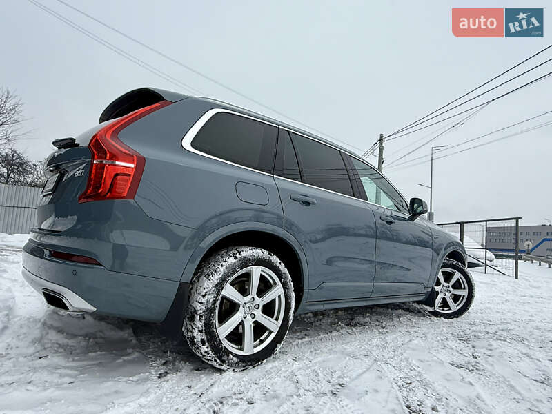 Внедорожник / Кроссовер Volvo XC90 2019 в Киеве