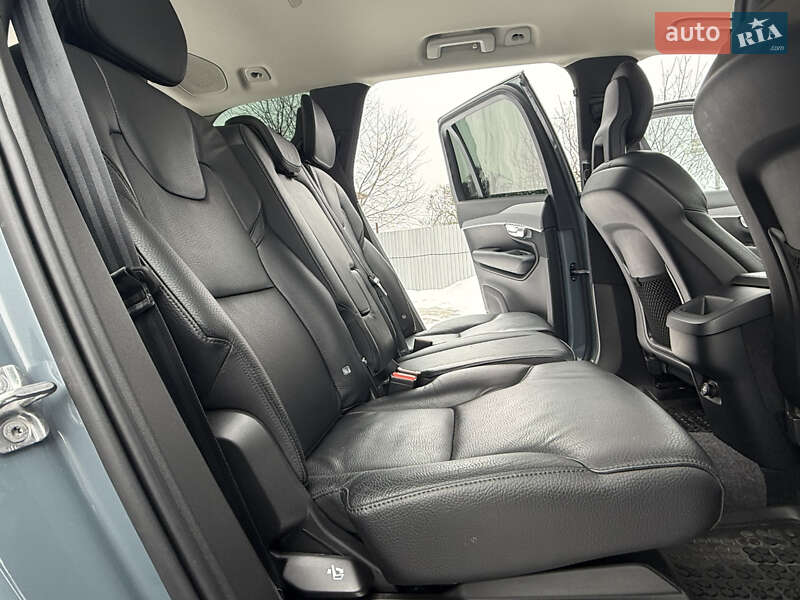 Внедорожник / Кроссовер Volvo XC90 2019 в Киеве