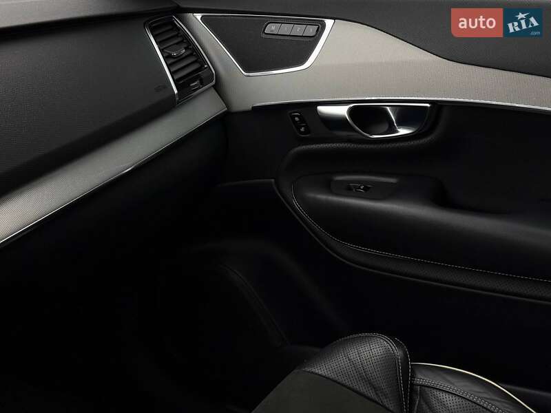 Внедорожник / Кроссовер Volvo XC90 2016 в Ровно