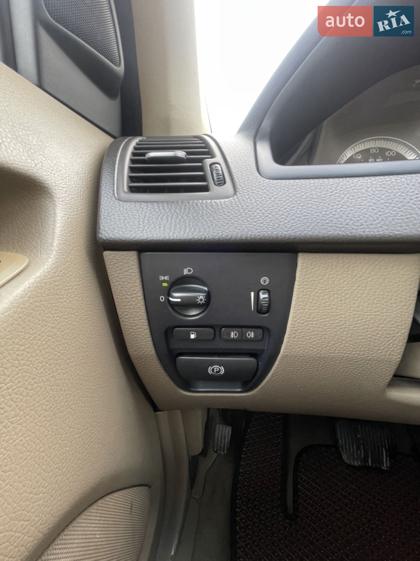 2010 Volvo XC90 - мініатюра 25