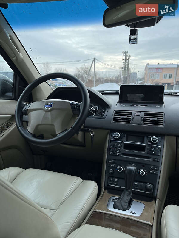 Внедорожник / Кроссовер Volvo XC90 2010 в Житомире