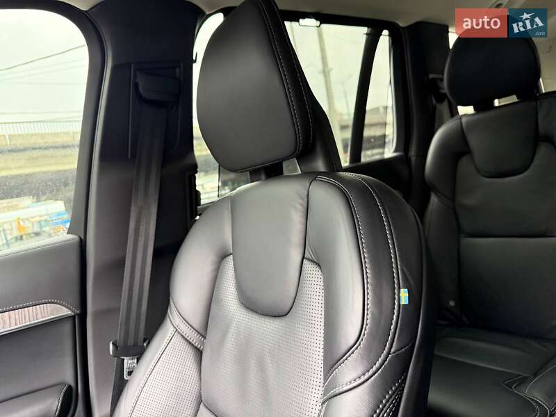 Внедорожник / Кроссовер Volvo XC90 2021 в Днепре