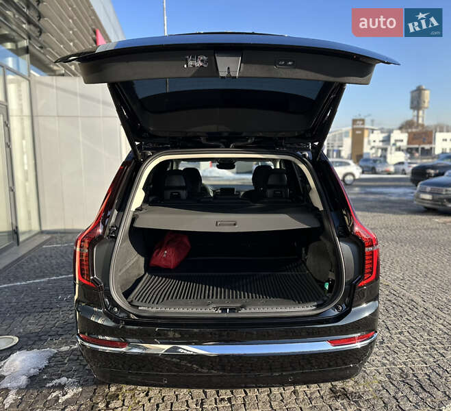 Внедорожник / Кроссовер Volvo XC90 2025 в Днепре фото 10 Внедорожник / Кроссовер Volvo XC90 2025 в Днепре