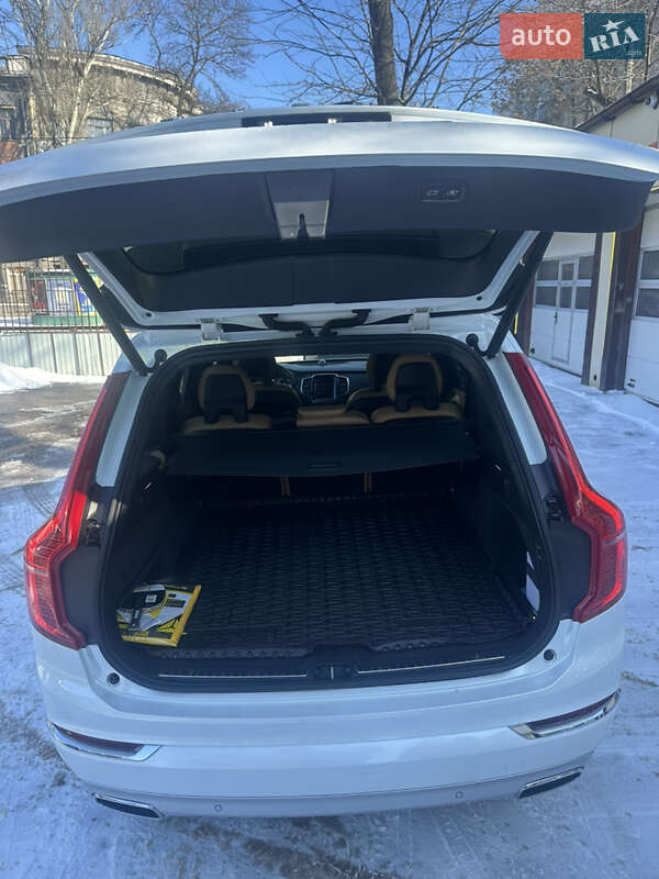 Внедорожник / Кроссовер Volvo XC90 2017 в Одессе фото 9 Внедорожник / Кроссовер Volvo XC90 2017 в Одессе