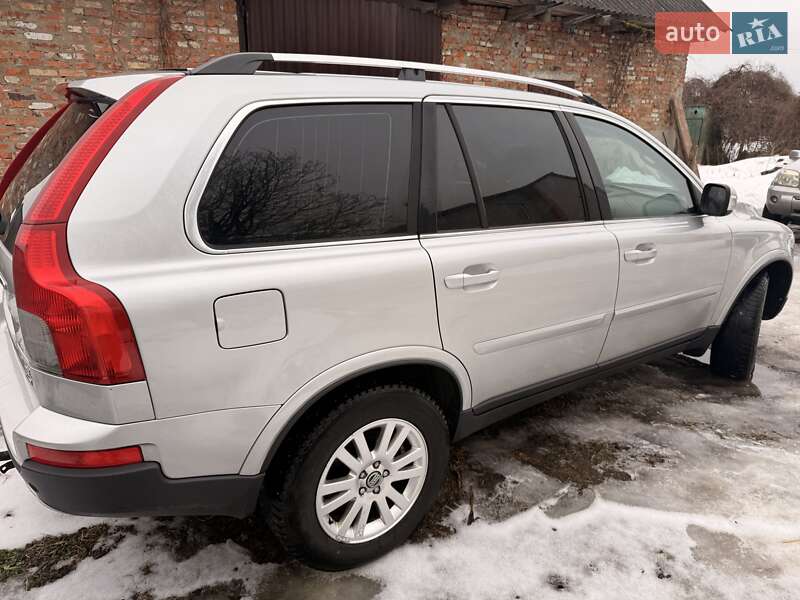 Внедорожник / Кроссовер Volvo XC90 2007 в Дубечно