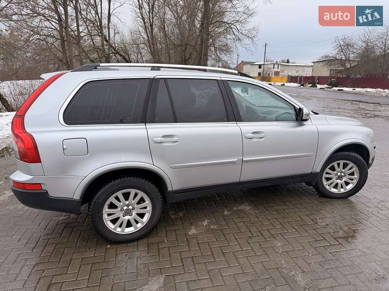 Внедорожник / Кроссовер Volvo XC90 2007 в Дубечно