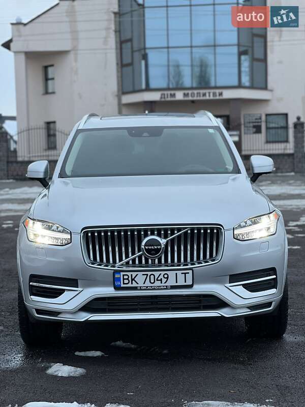 Внедорожник / Кроссовер Volvo XC90 2021 в Ровно