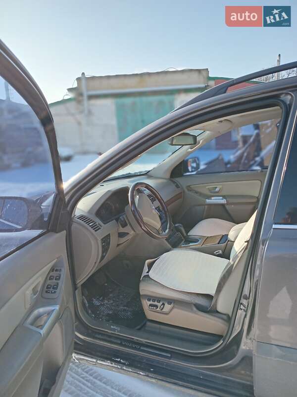 Внедорожник / Кроссовер Volvo XC90 2005 в Каменском фото 5 Внедорожник / Кроссовер Volvo XC90 2005 в Каменском
