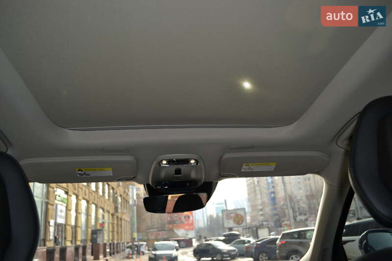 Внедорожник / Кроссовер Volvo XC90 2019 в Киеве