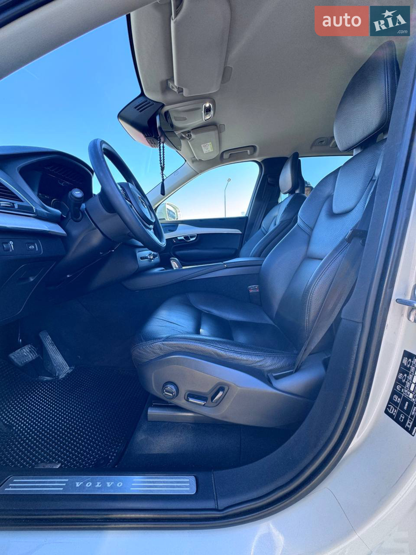 2020 Volvo XC90 - мініатюра 10