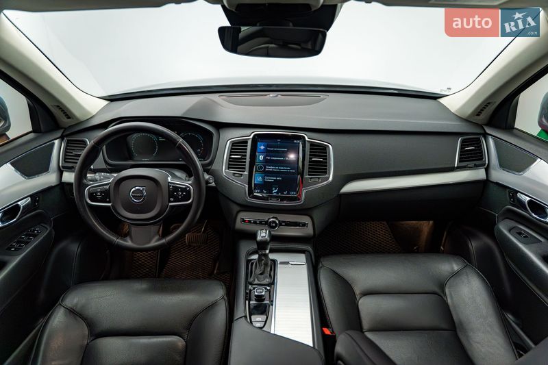 Внедорожник / Кроссовер Volvo XC90 2015 в Киеве