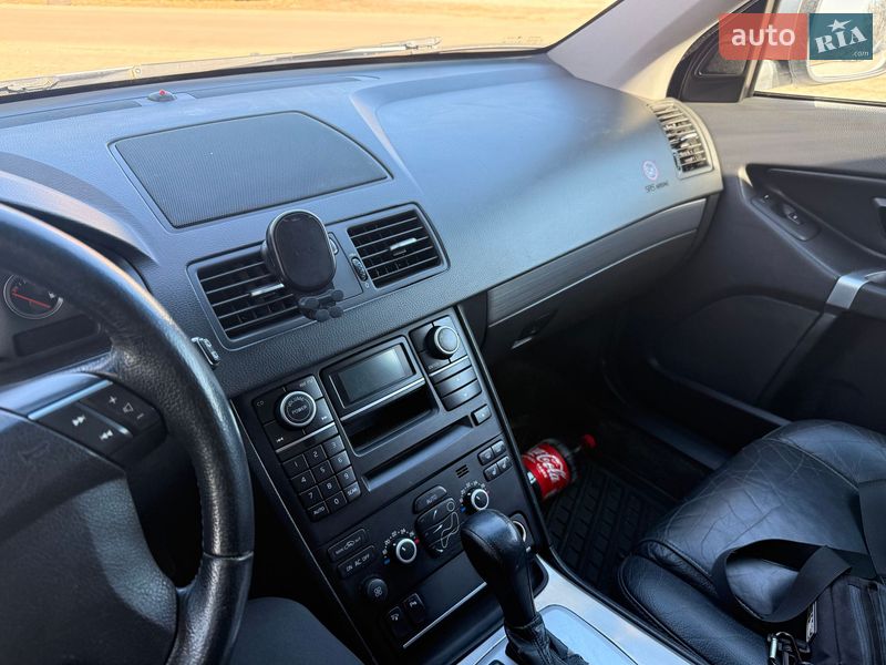 Внедорожник / Кроссовер Volvo XC90 2007 в Дубечно