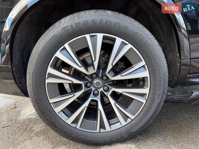 Внедорожник / Кроссовер Volvo XC90 2019 в Киеве