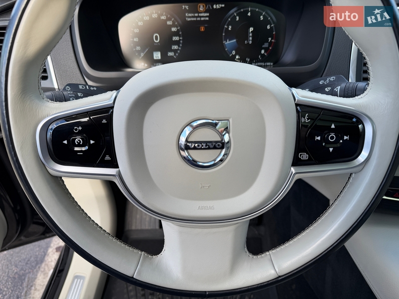 Внедорожник / Кроссовер Volvo XC90 2019 в Киеве